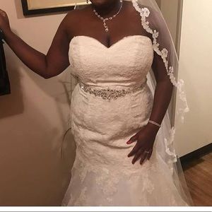 Size 16 wedding dress
